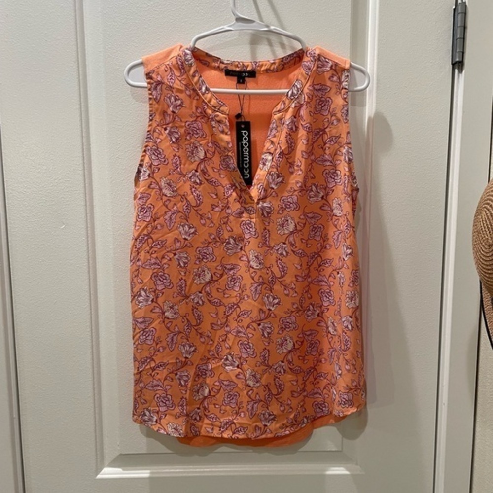 NEW…Papermoon Floral Sleeveless Top